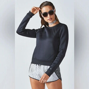 NWT Fabletics Rory Scuba Top Long Sleeve Crewneck Mesh Neoprene Gym Workout Sz S